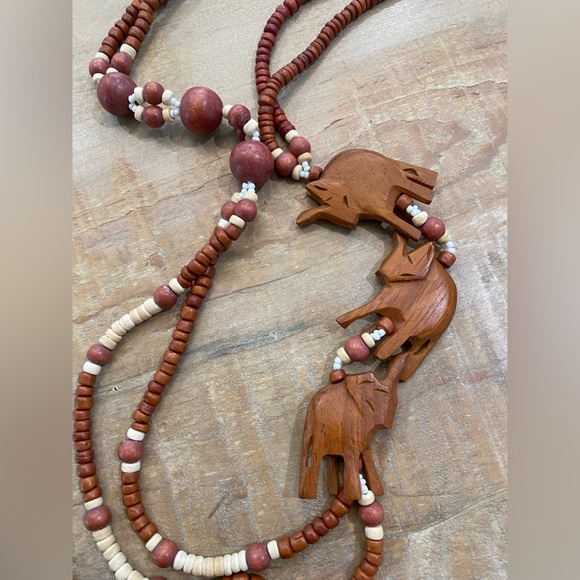Wood carved layered animal necklace vintage antique - Picture 4 of 12